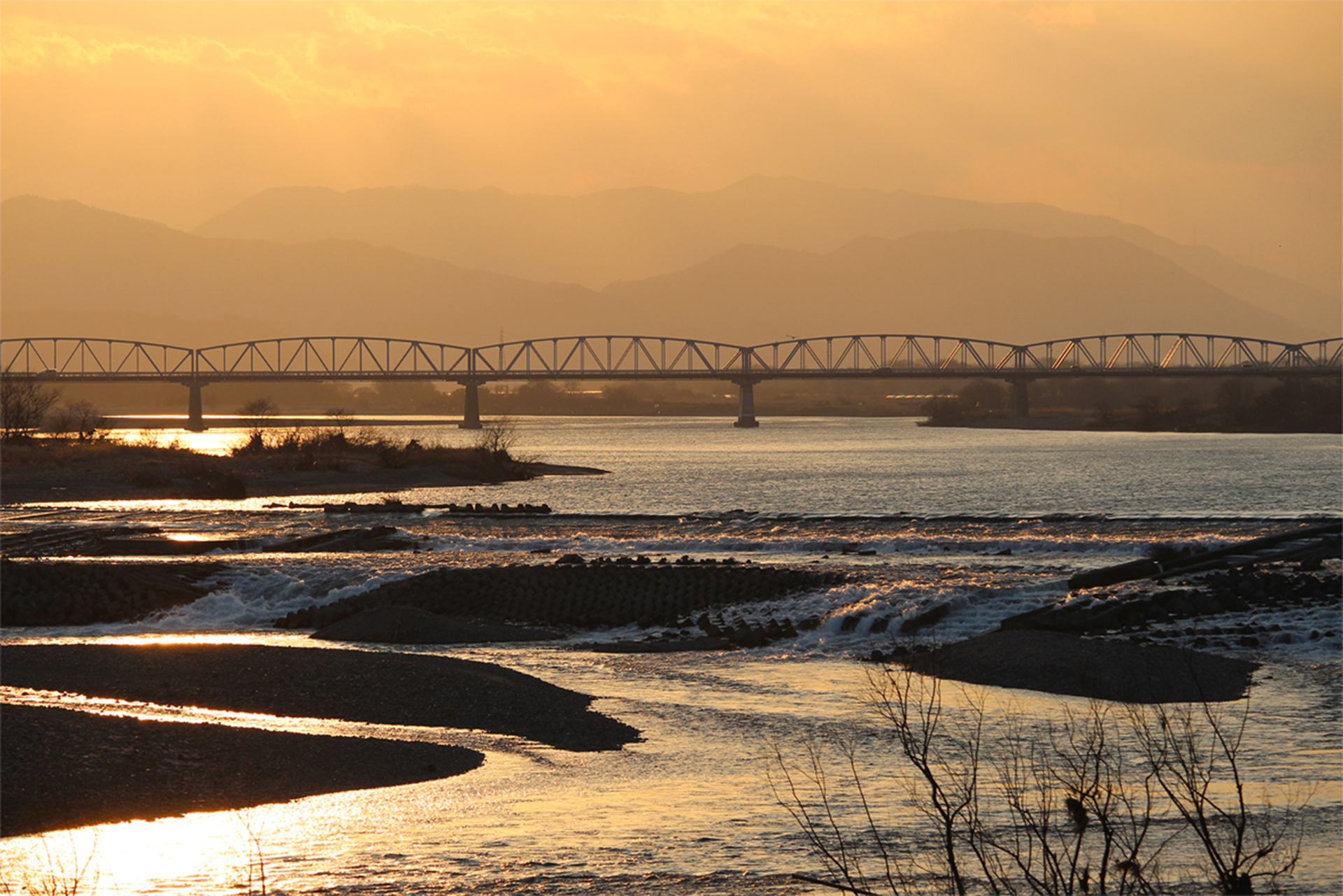 吉野町 柿原堰夕焼け