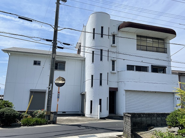 No128 建物正面