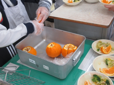 配膳:デコポン